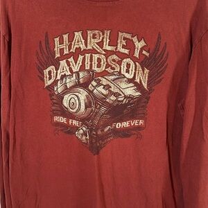 Harley Davidson Motor with Wings Graphic Tee Size Large